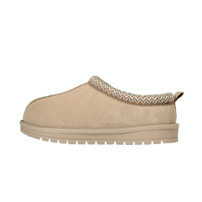 linear-gradient(120deg,rgba(240, 235, 218, 1) 50%, rgba(255, 249, 235, 1) 50%);